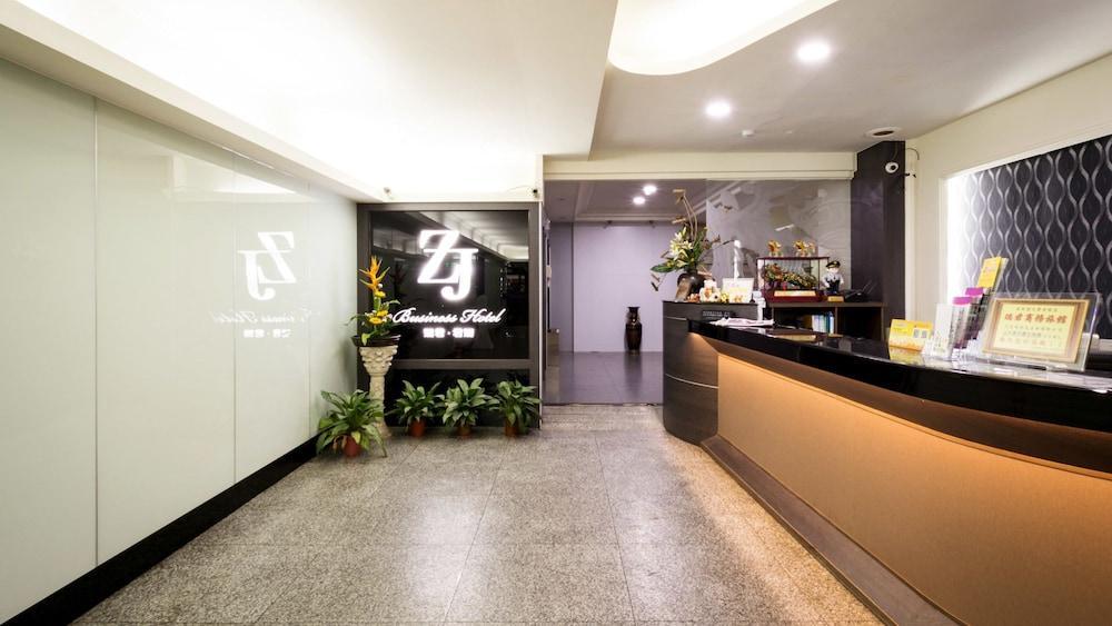 Zaw Jung Business Hotel Taichung Exterior foto